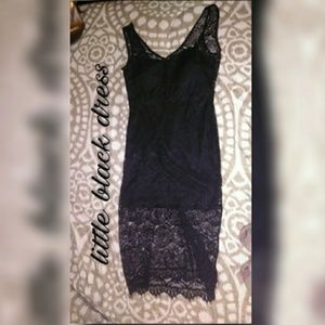 (L) Little black dress